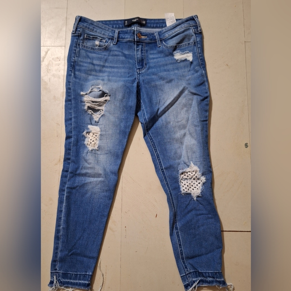 Hollister jeans size 11
